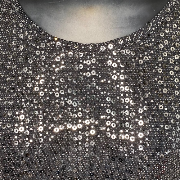 Mandee Metallic Blouse Women’s Size Large - Picture 5 of 7